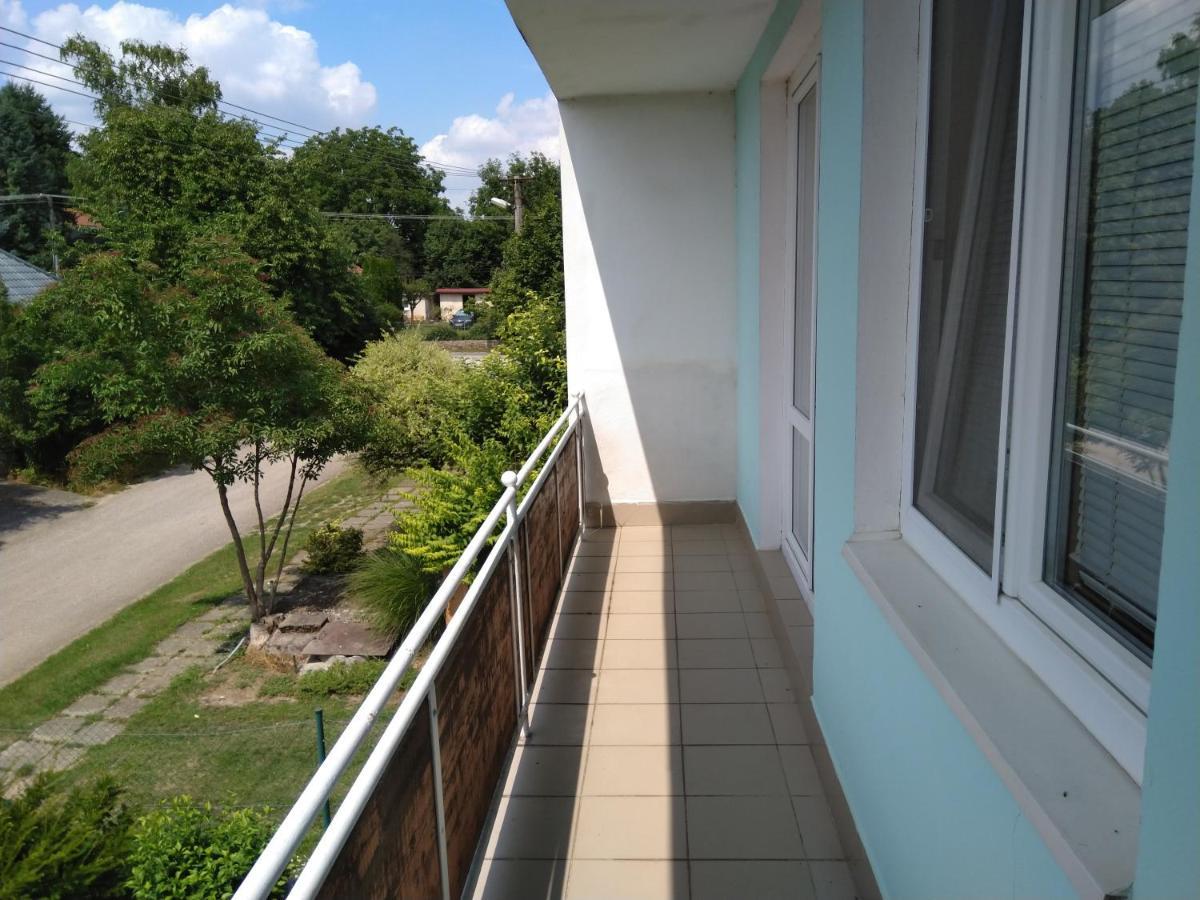 Hannah - Relax Dom Pod Orechom - 2I Rodinne Studio So Zdielanou Kuchynou Travnica Ngoại thất bức ảnh